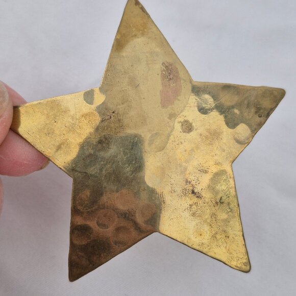 Vintage Brass Hammered Star Napkin Rings Set of 9 - Picture 13 of 16